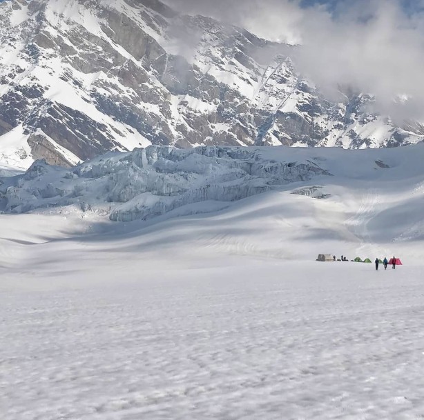 khatling glacier trek