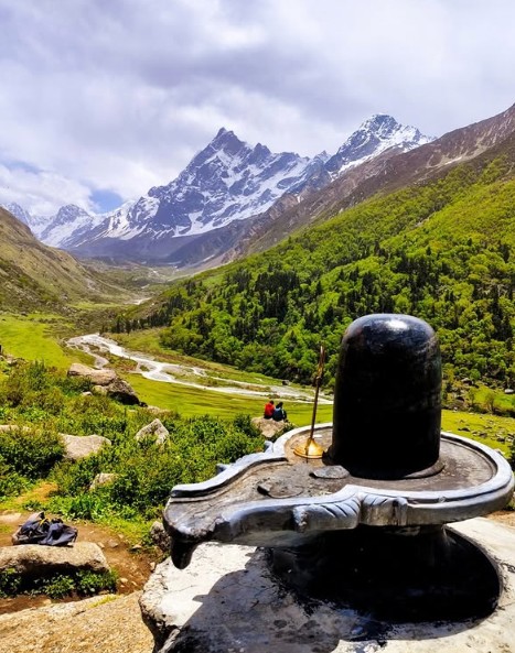 Seasonal Trekking in India