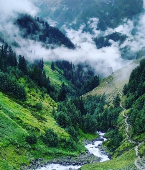 kugti pass trek